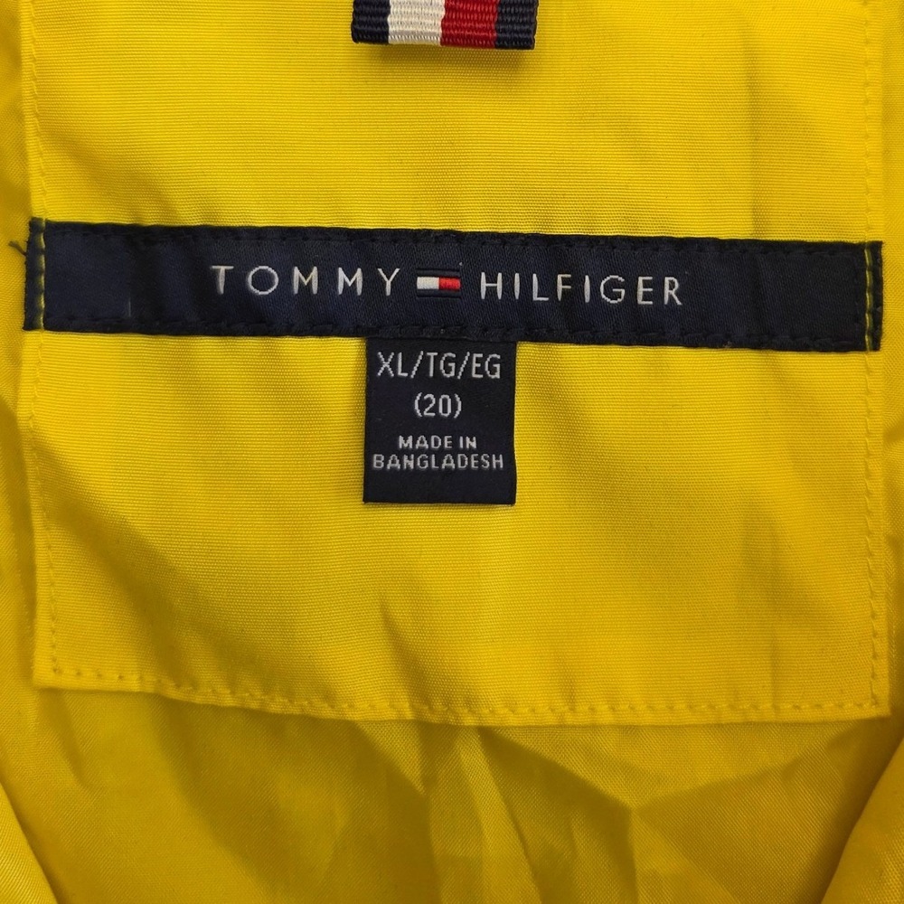 Tommy Hilfiger Boys XL Yellow Quarter Zip Hooded Windbreaker Jacket Pullover - Picture 6 of 7